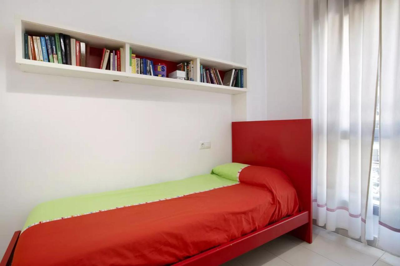 Malaga Campus Apartment Parking Included Exterior photo