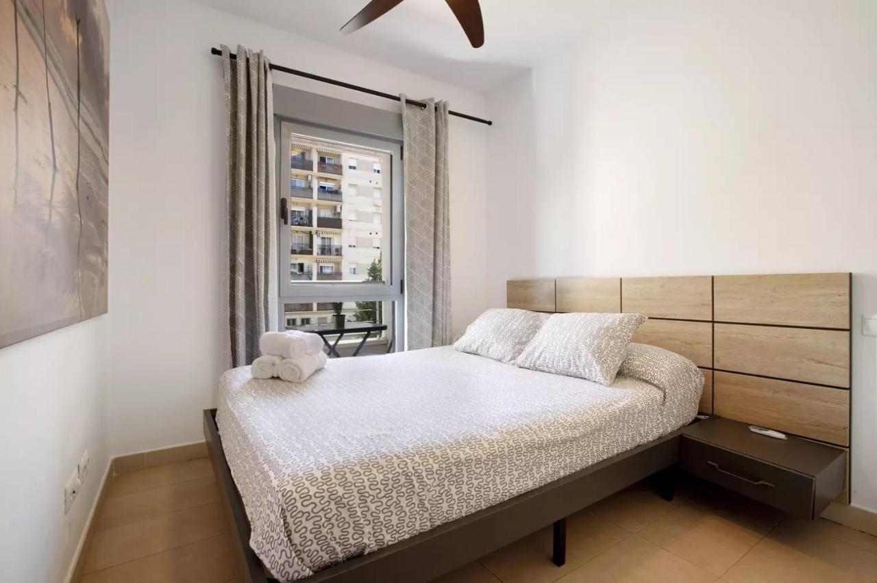 Malaga Campus Apartment Parking Included Exterior photo